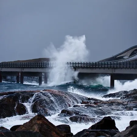 Atlanten Turistsenter * كريستيانسوند